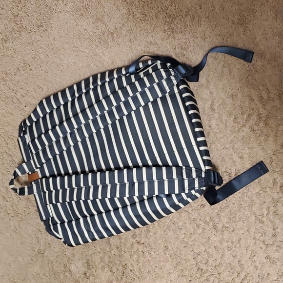 Backpack - Picture 2 of 3